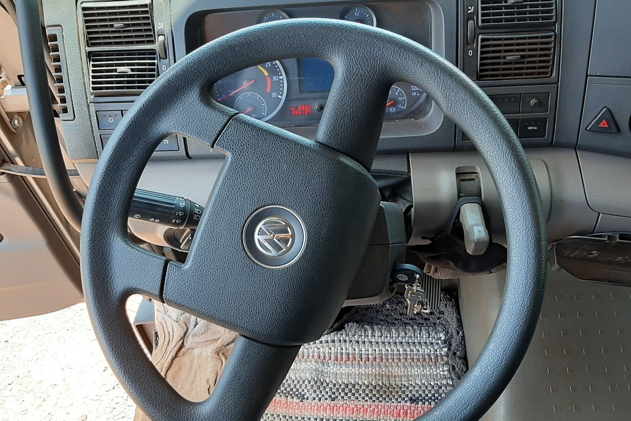 Volkswagen 24-280 E Constellation 6x2 - 19/20 11