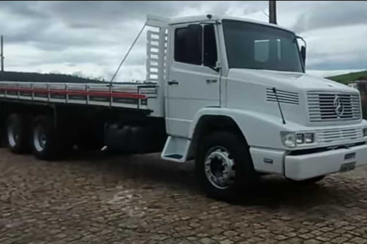 Mercedes Benz MB 1618 - 90/90 2