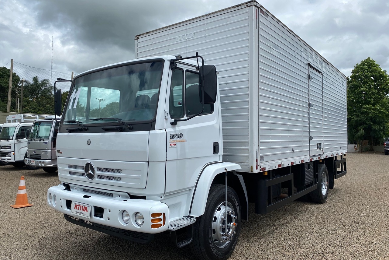 Mercedes Benz MB 1718 - 11/11 6