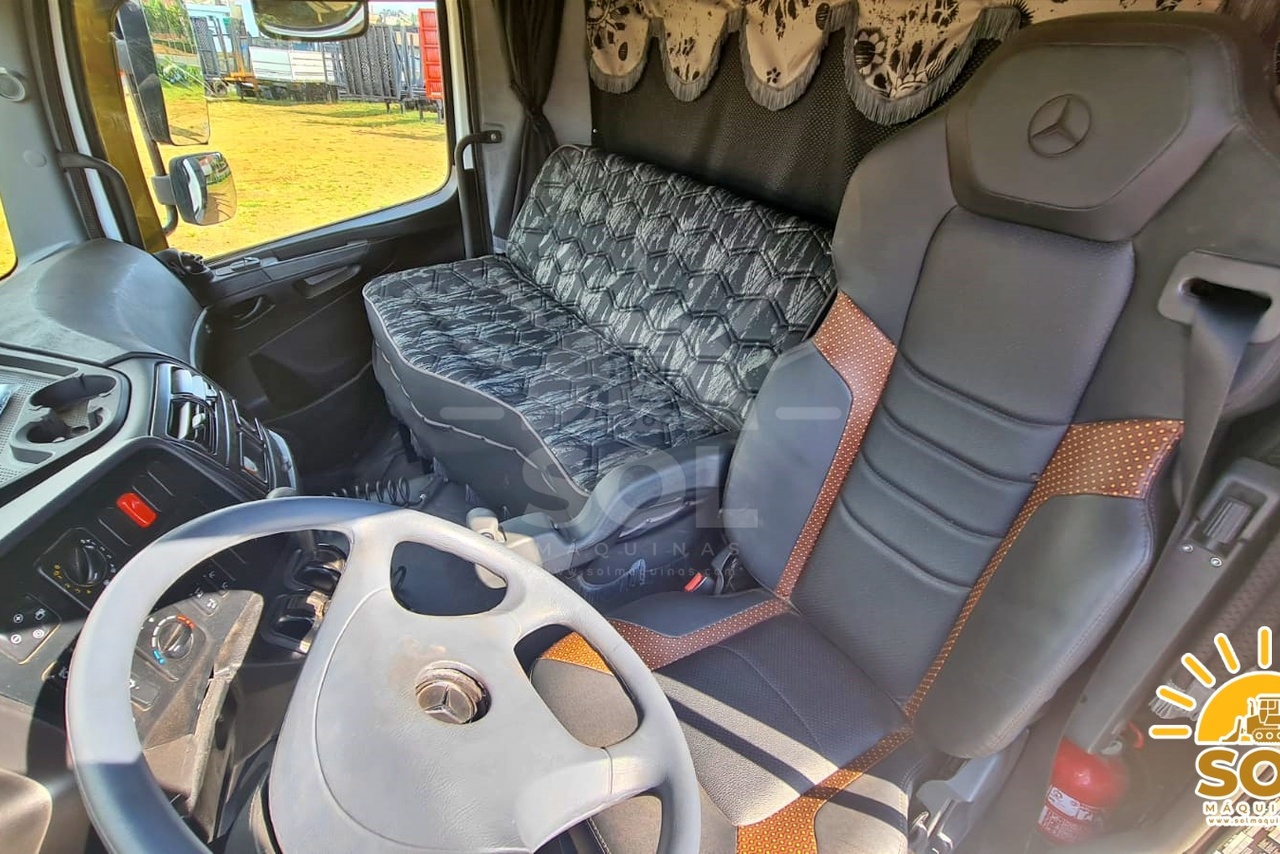Mercedes Benz MB3344 Plataforma - 18/19 11