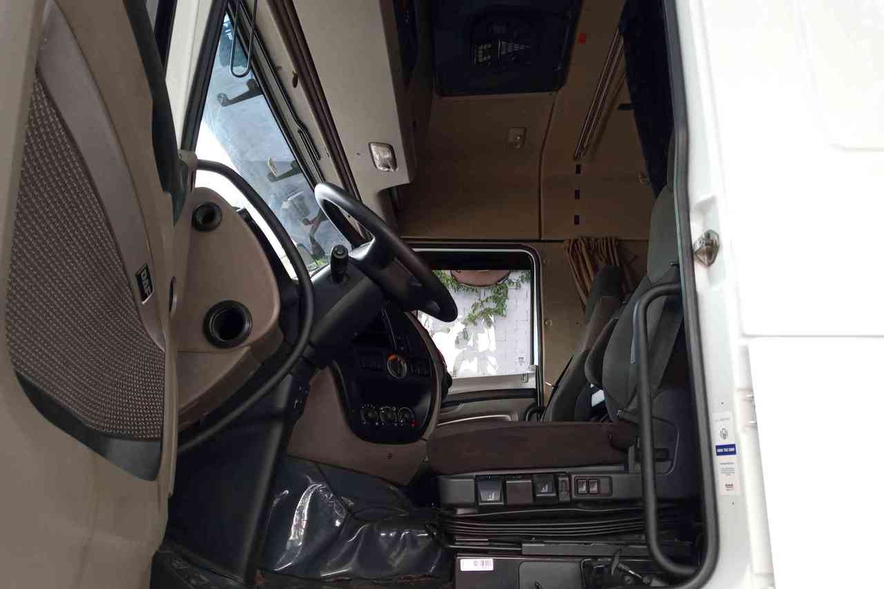 DAF XF105 460  - 17/18 9