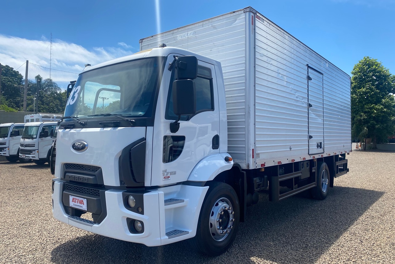 Ford Cargo 1719 - 13/13 6