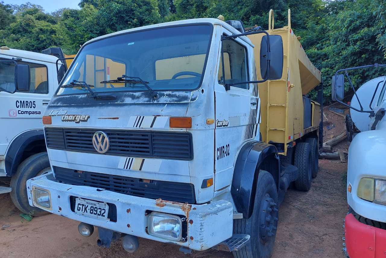Volkswagen 24 220 - 99/99 5