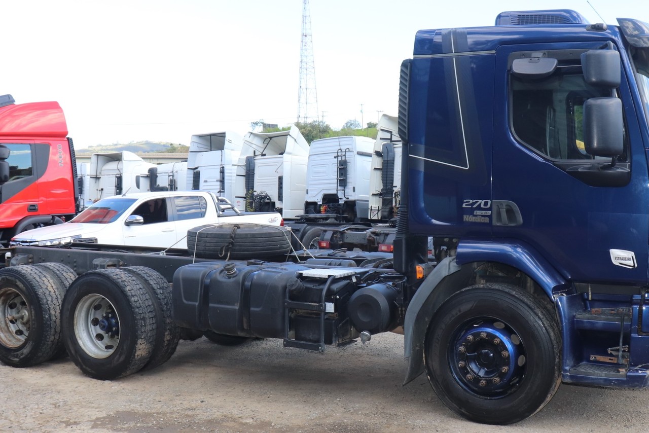 Volvo VM260 - 12/12 2