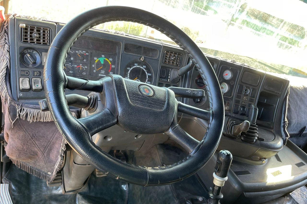 Scania 124 400 - 02/02 12