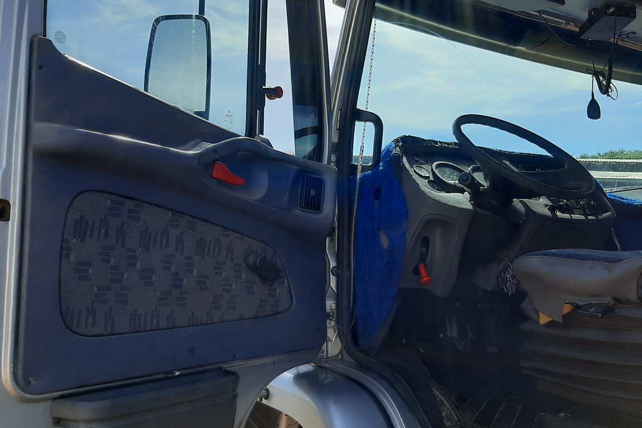Mercedes Benz MB 1620 - 07/07 9
