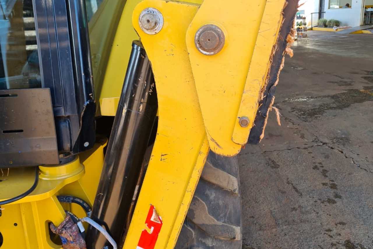 Caterpillar 416F2 - 20/20 13