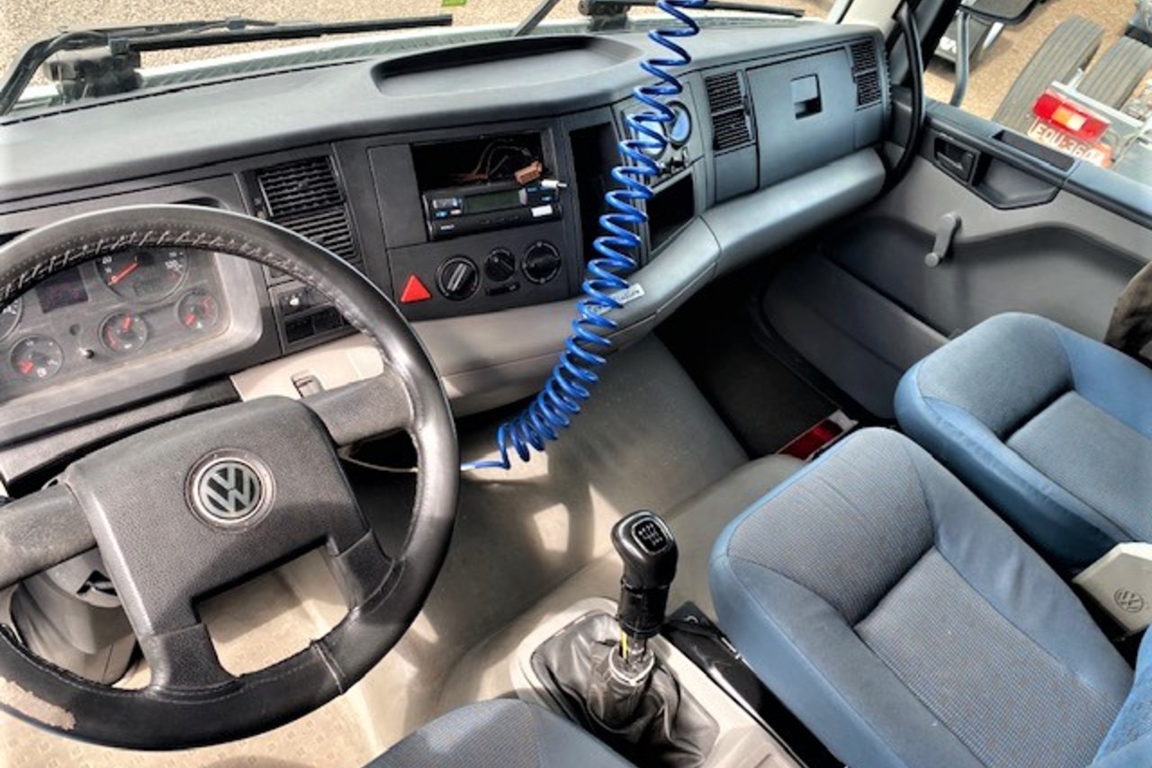 Volkswagen 24-250 E Constellation 3-Eixos - 10/11 7