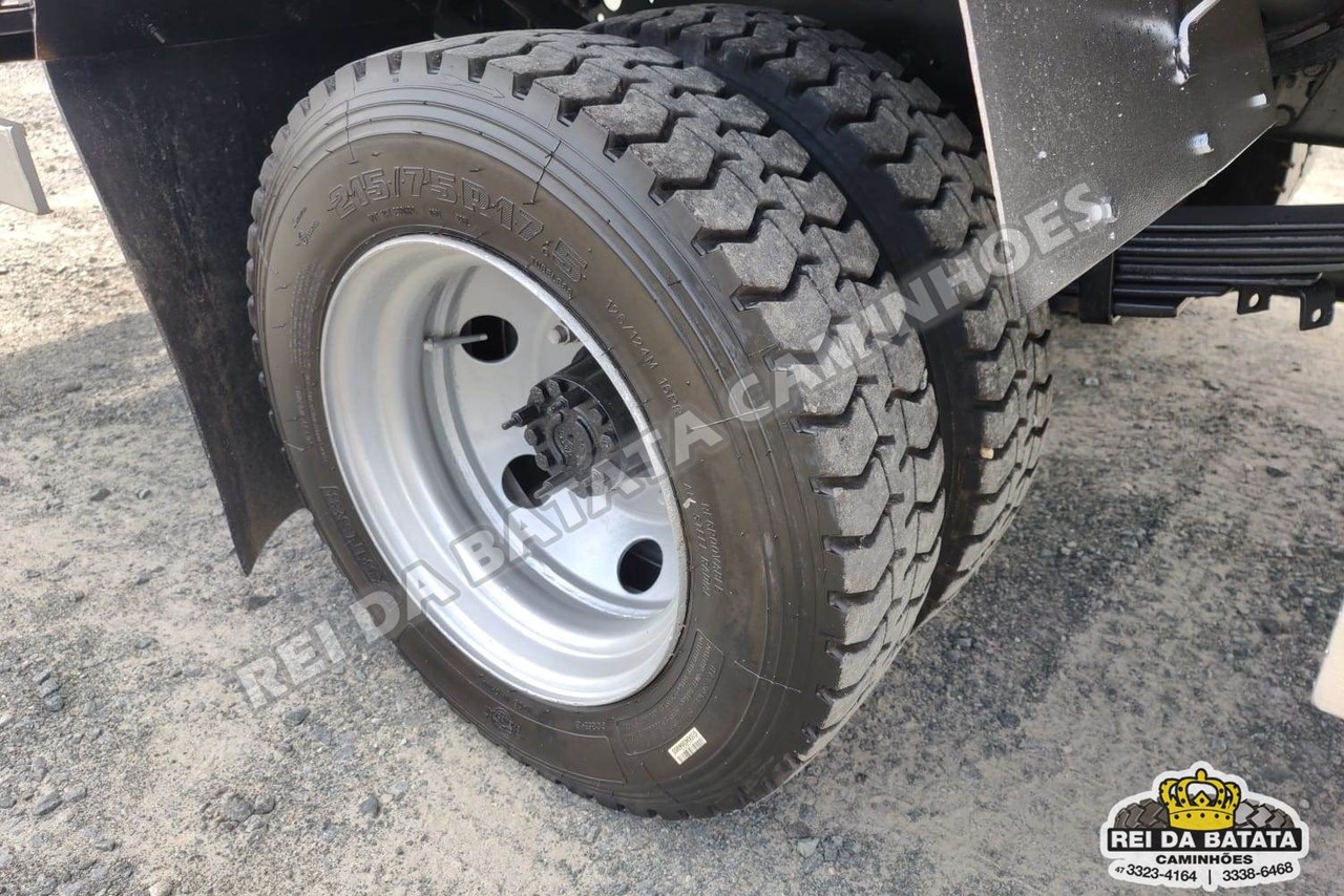 Volkswagen 8 120 - 01/01 20