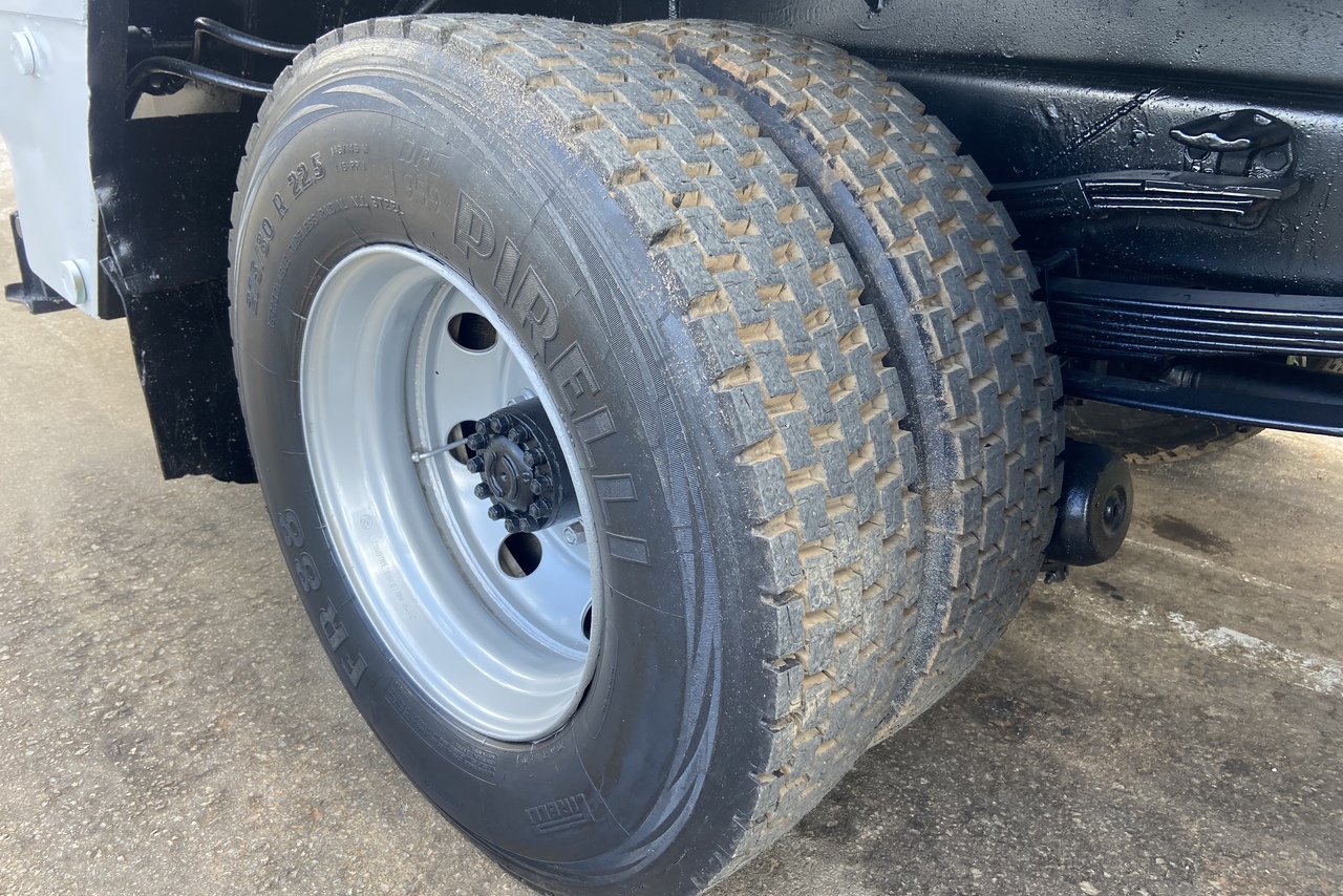 Volkswagen 13-180 - 08/08 12