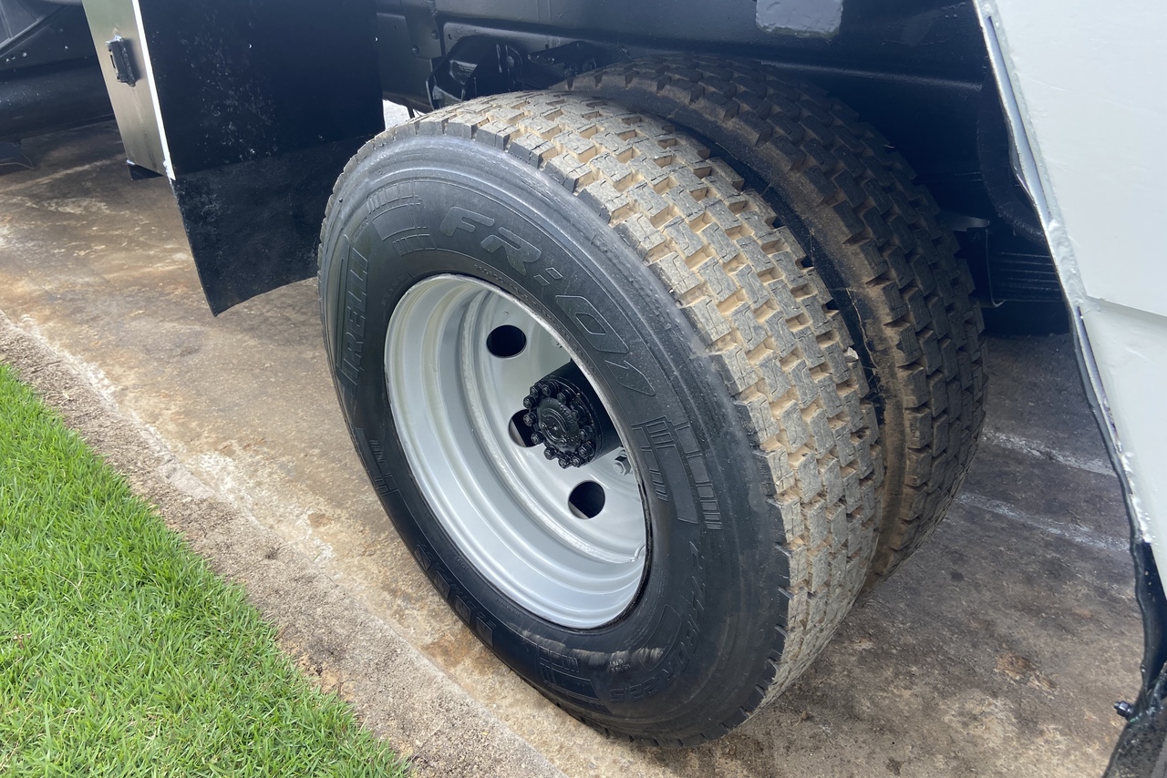 Volkswagen 13-180 - 08/08 13