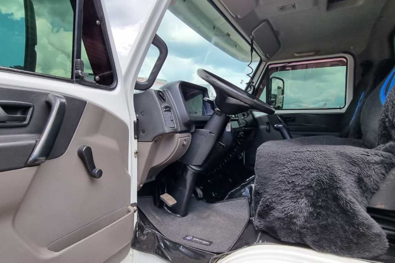 Volkswagen 8 160 - 14/14 16