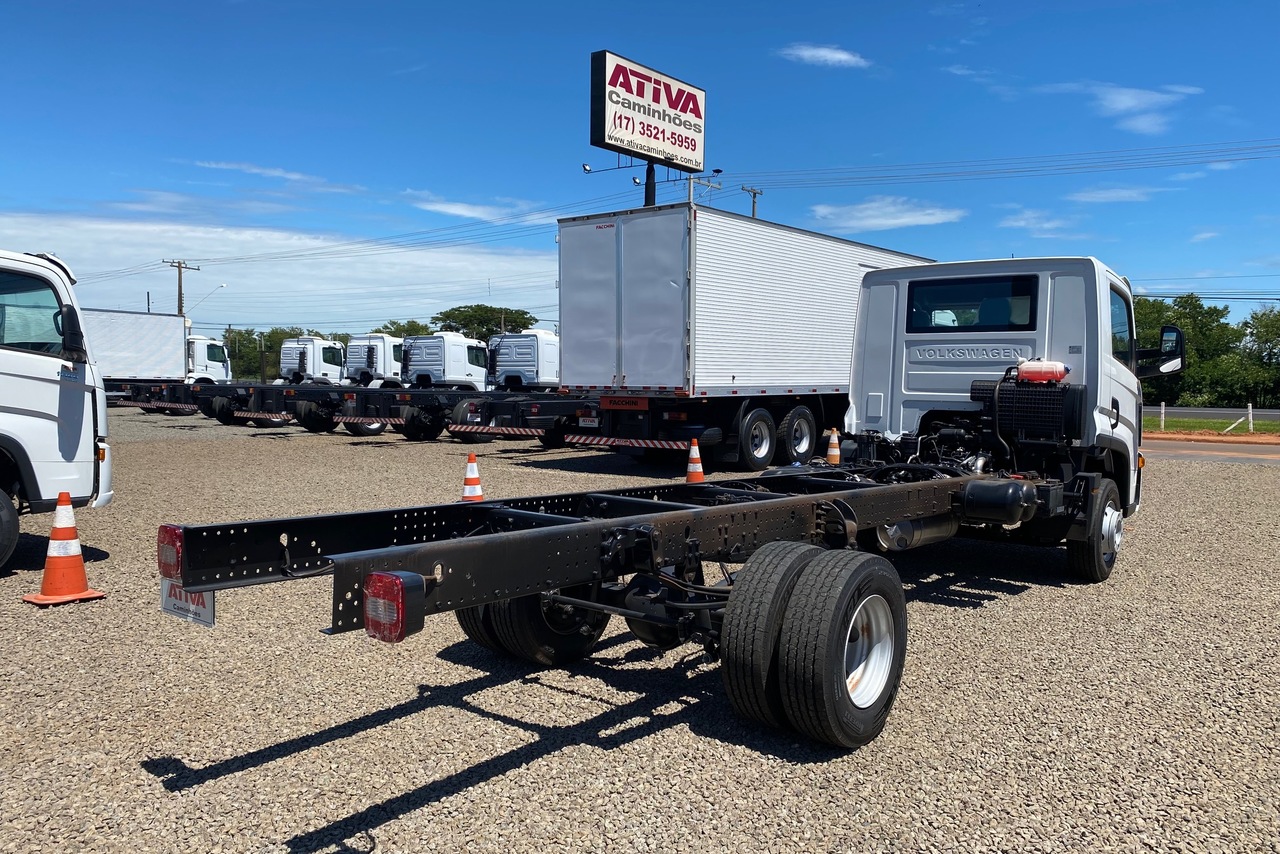 Volkswagen 11-180 Delivery  - 21/22 4
