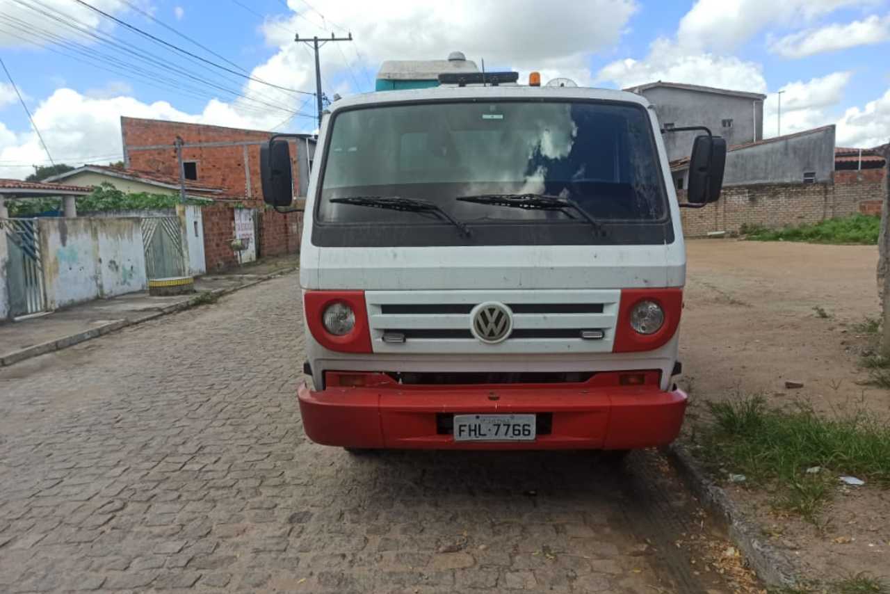 Volkswagen 8 150 - 09/09 3