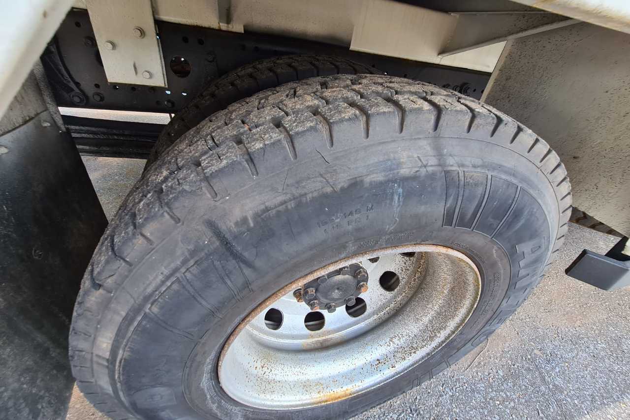 Mercedes Benz MB 1518 - 08/08 7