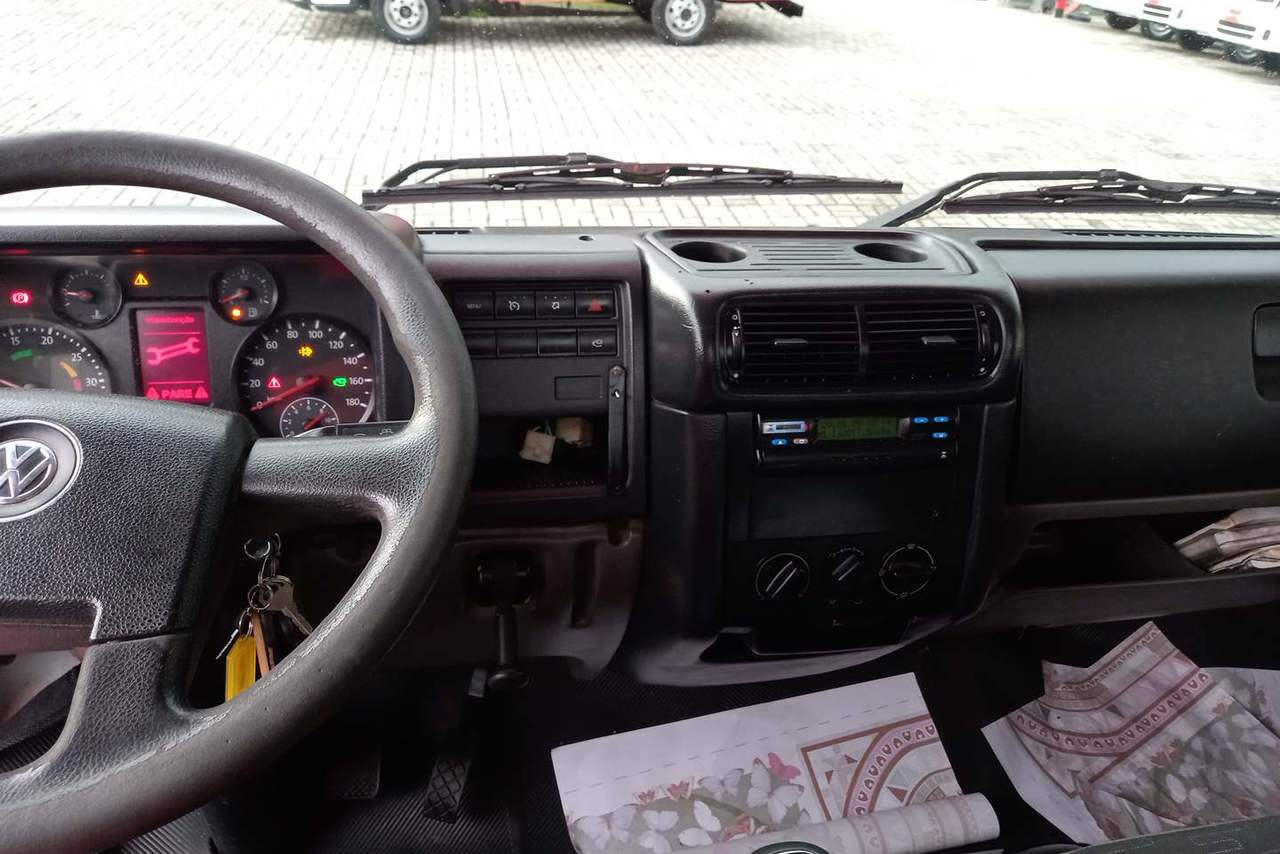 Volkswagen 8 160 - 15/15 8
