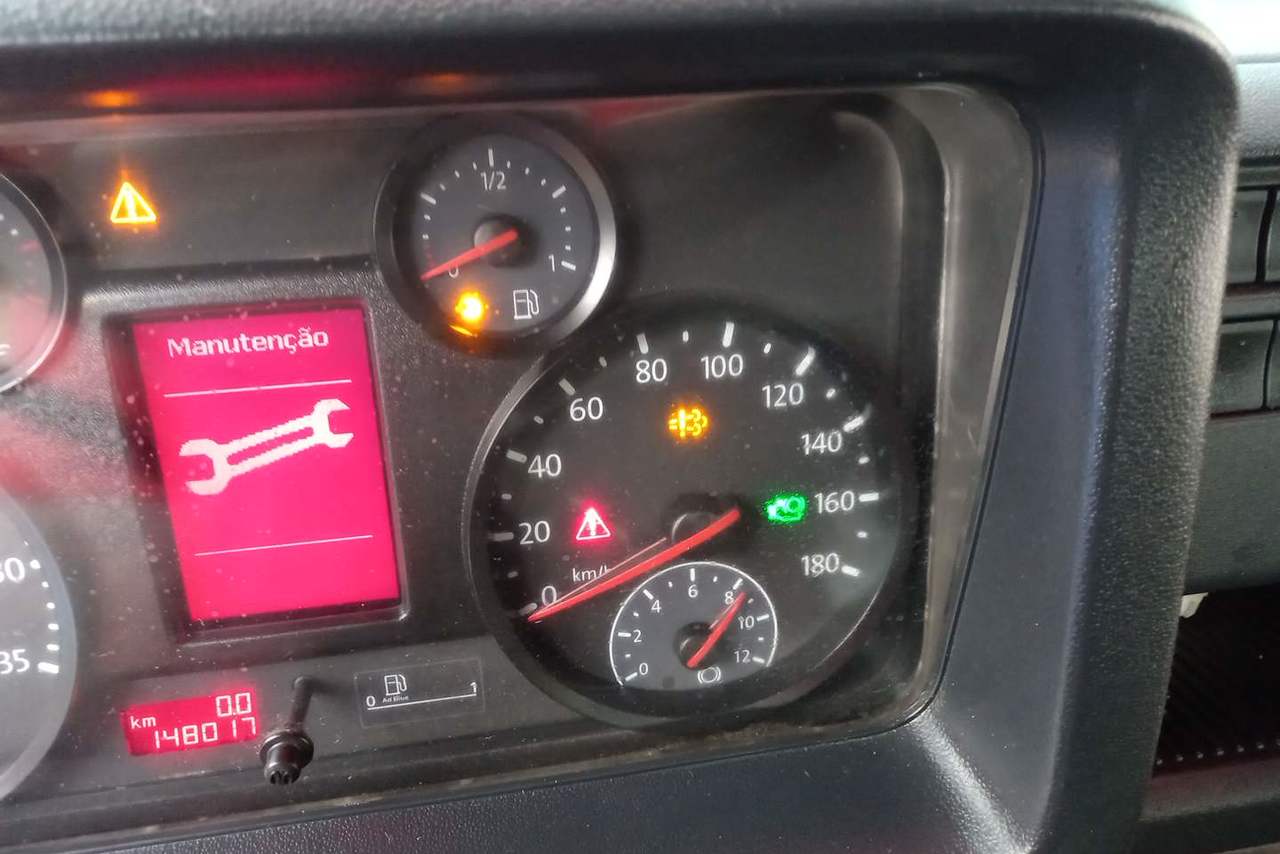 Volkswagen 8 160 - 15/15 14