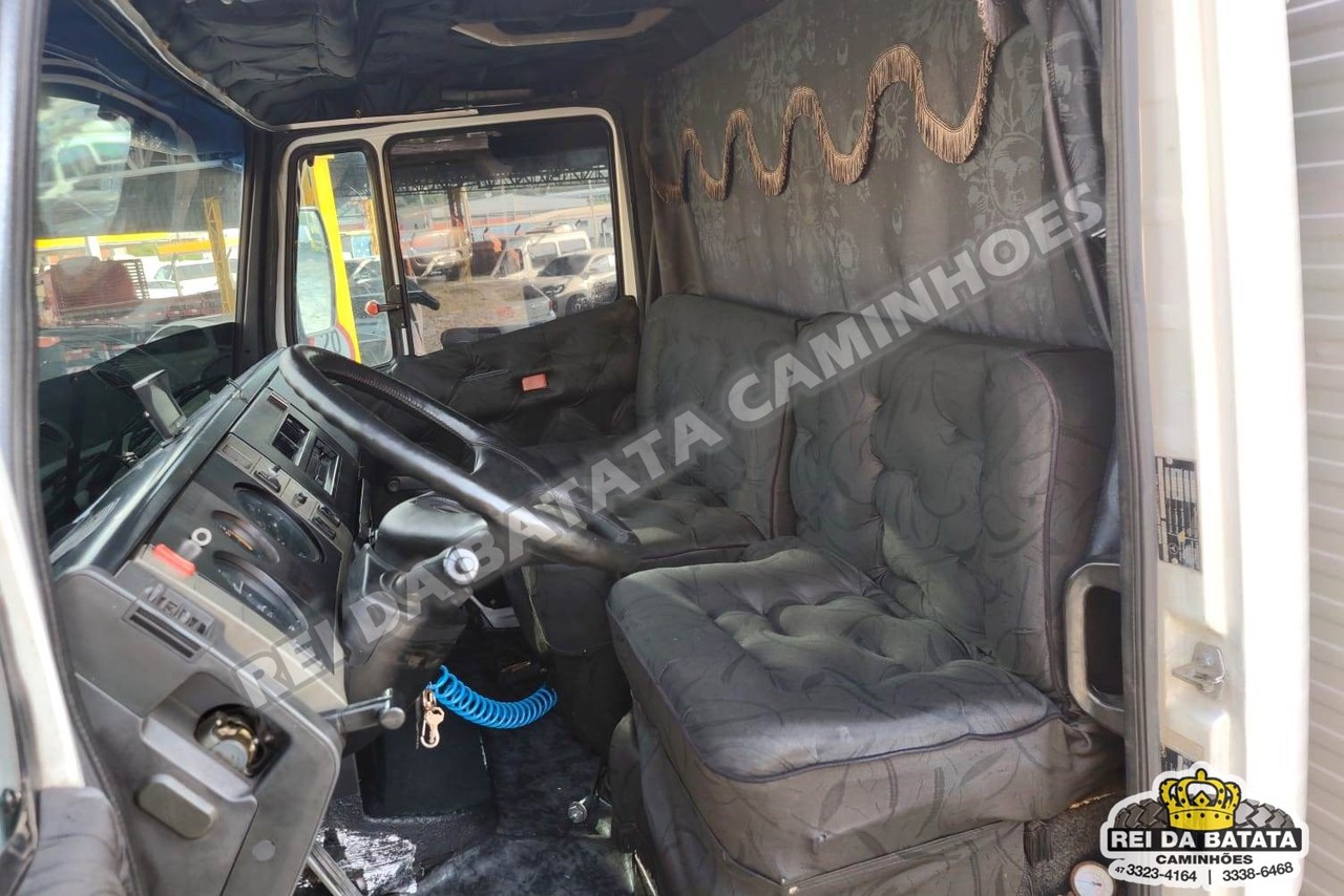 Mercedes Benz MB 1214 - 90/90 11