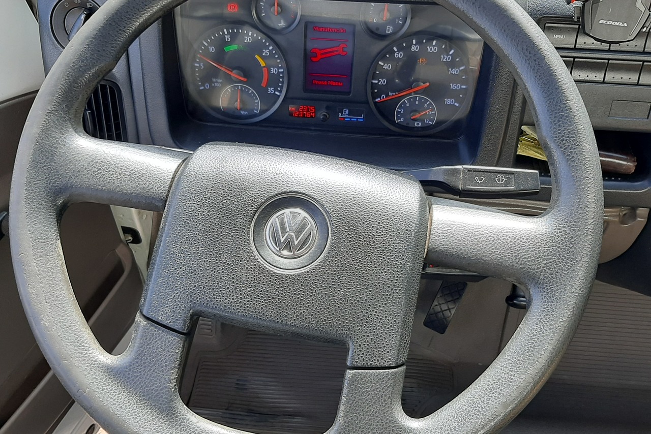 Volkswagen 8 160 - 16/16 9