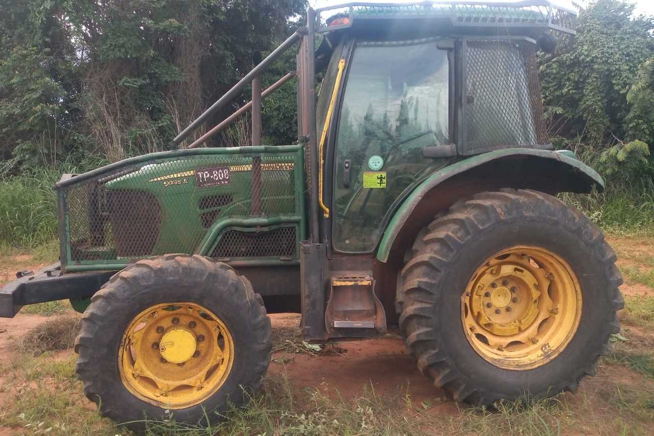 John Deere 5085 - 15/15 2
