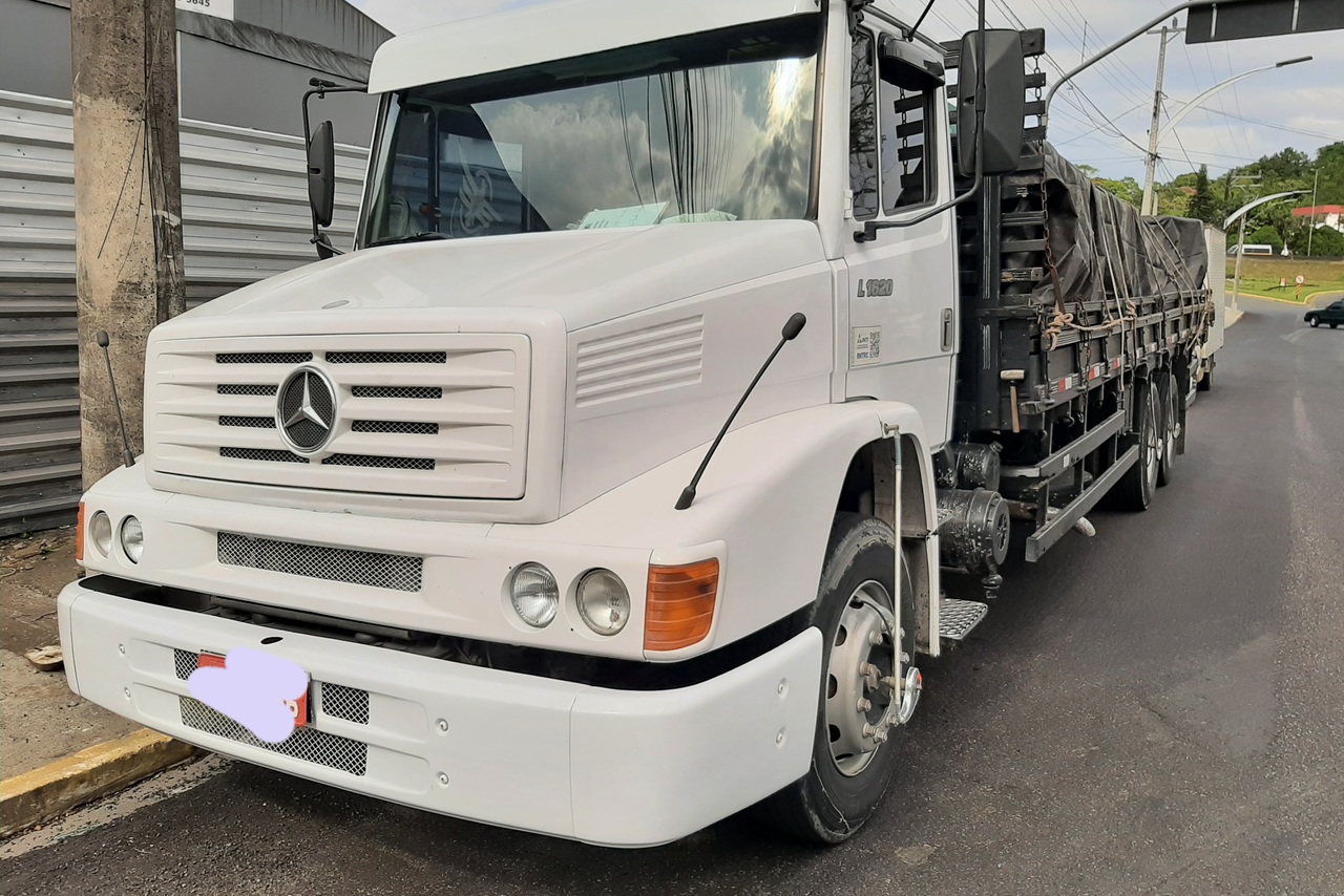 Mercedes Benz MB 1620 - 04/04 4