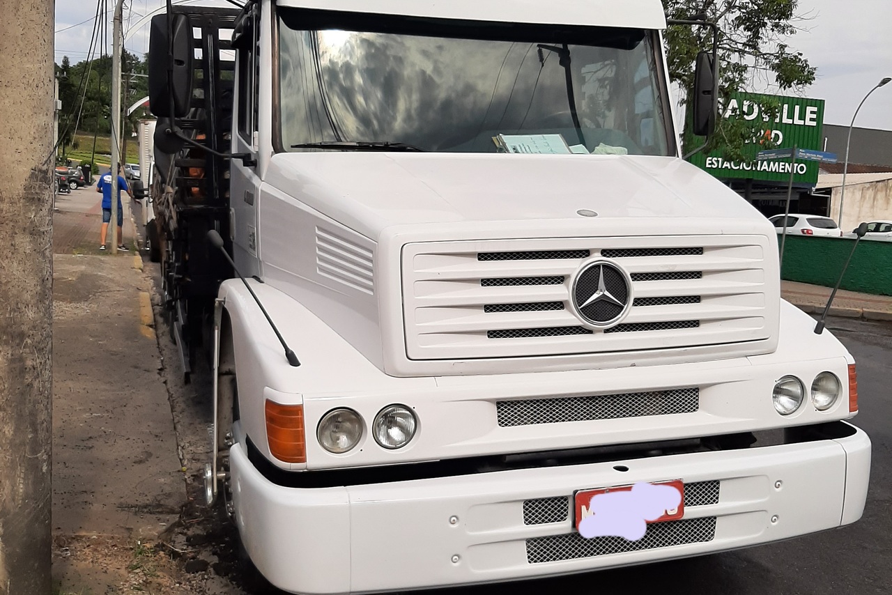 Mercedes Benz MB 1620 - 04/04 5
