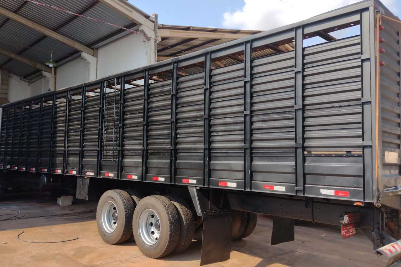 Ford Cargo2422 - 09/09 6