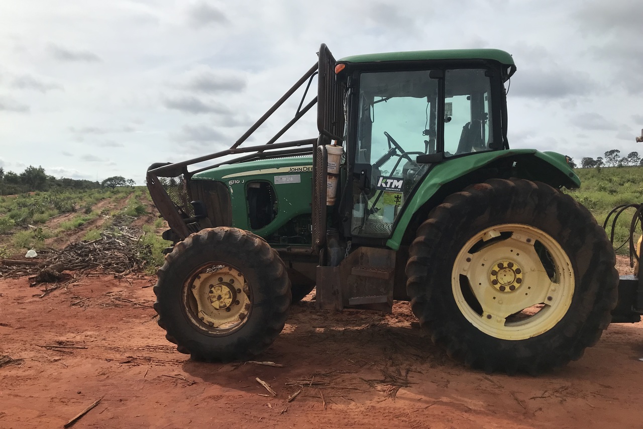 John Deere 6110J - 11/11 2
