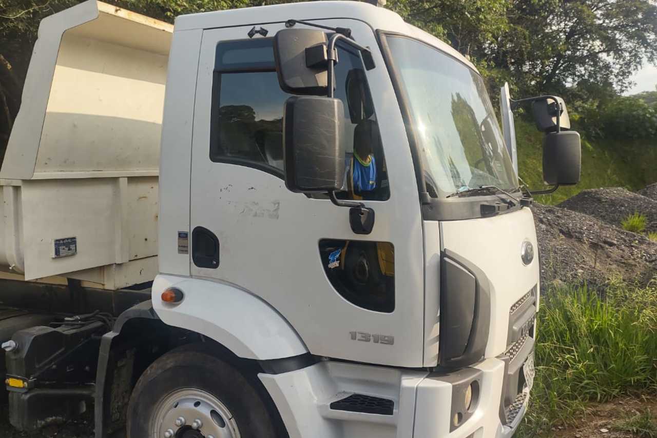 Ford Cargo1319 - 12/13 2