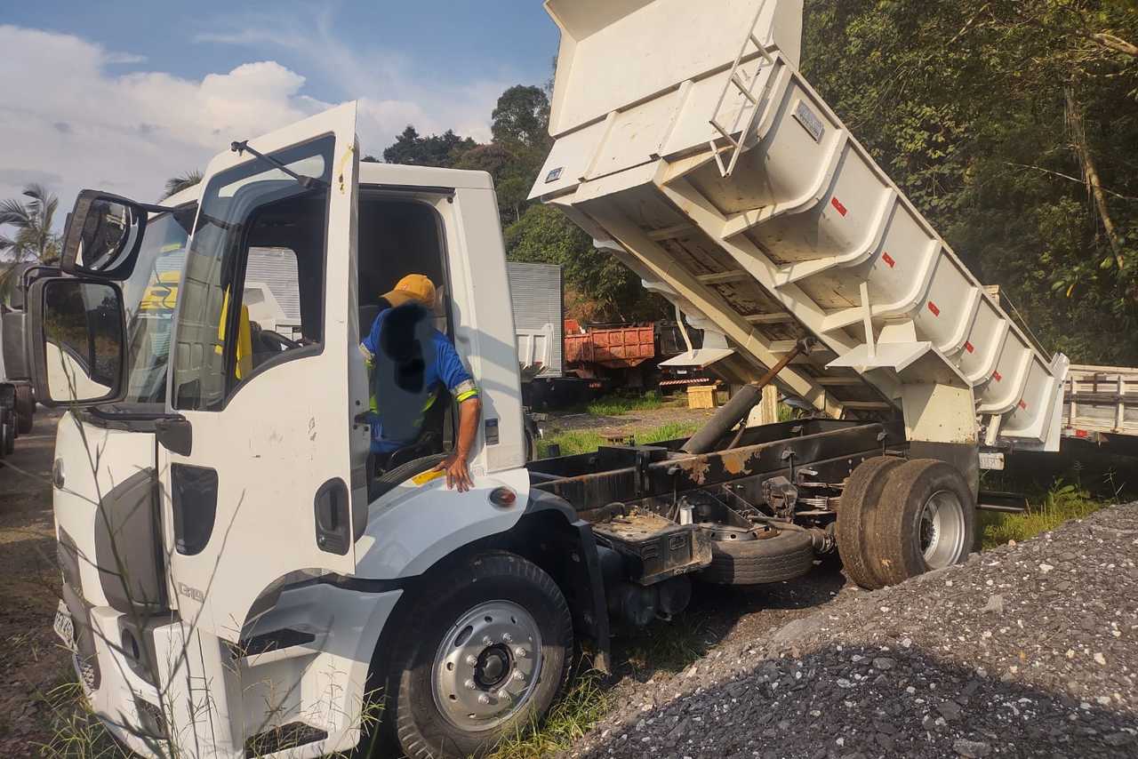 Ford Cargo1319 - 12/13 9