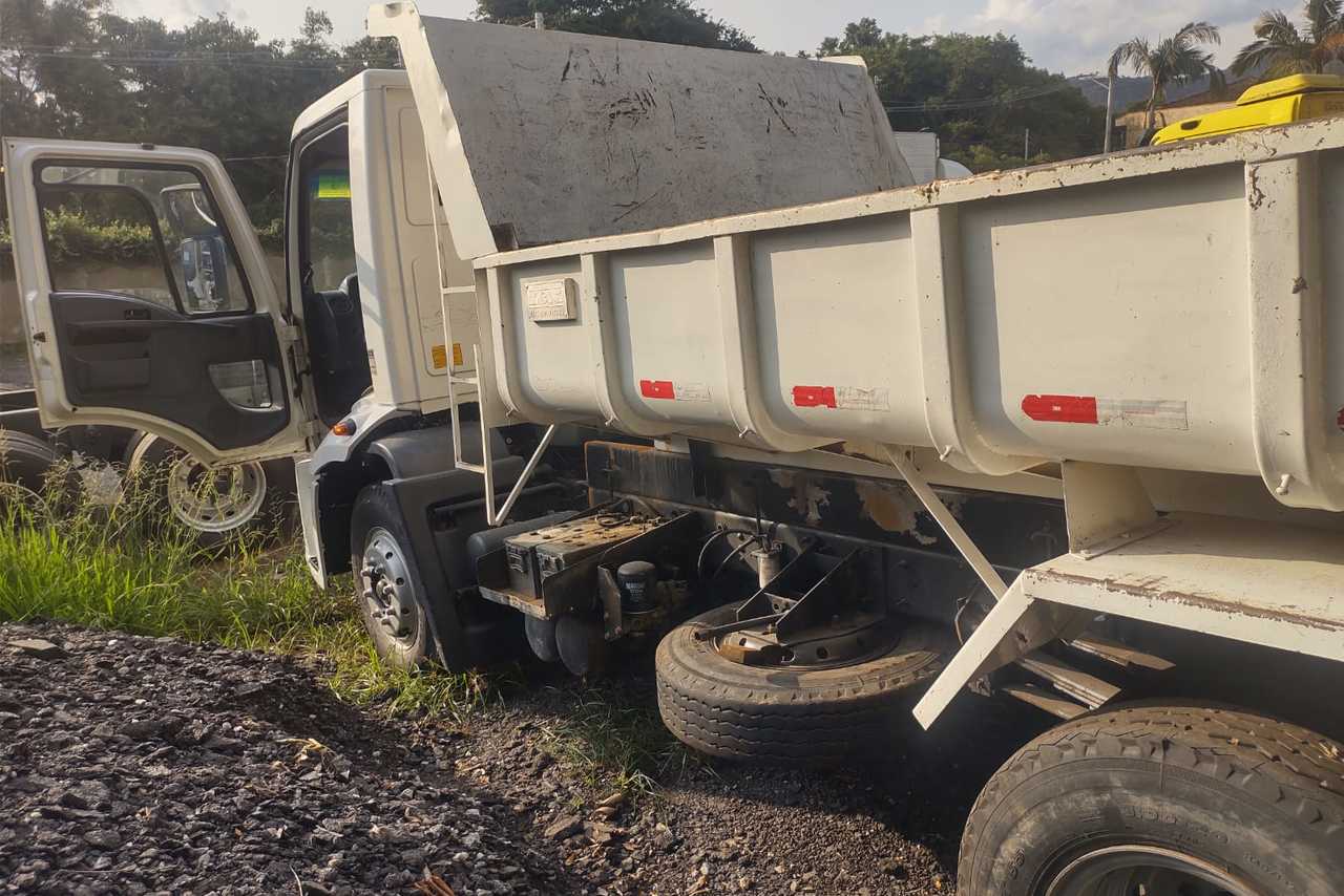 Ford Cargo1319 - 12/13 11