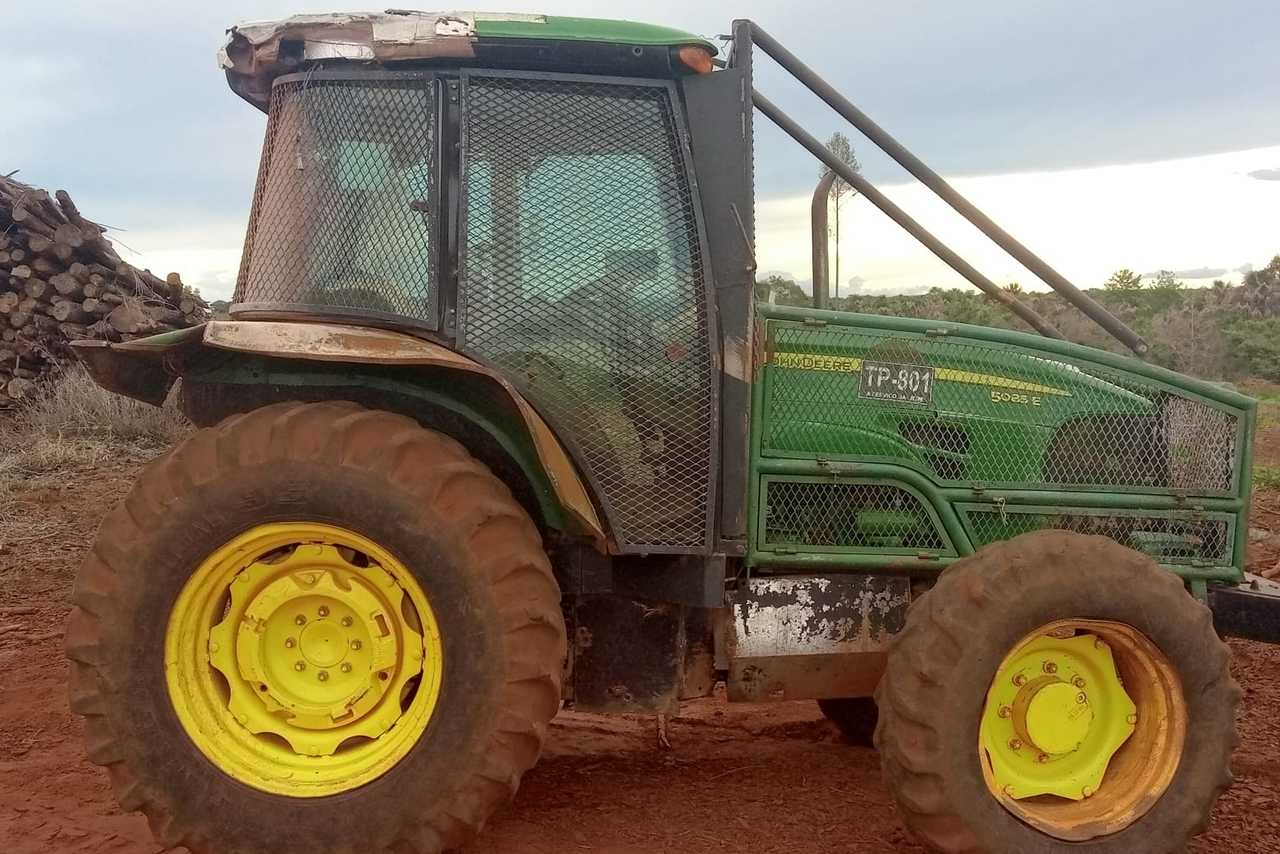 John Deere 5085 - 15/15 2