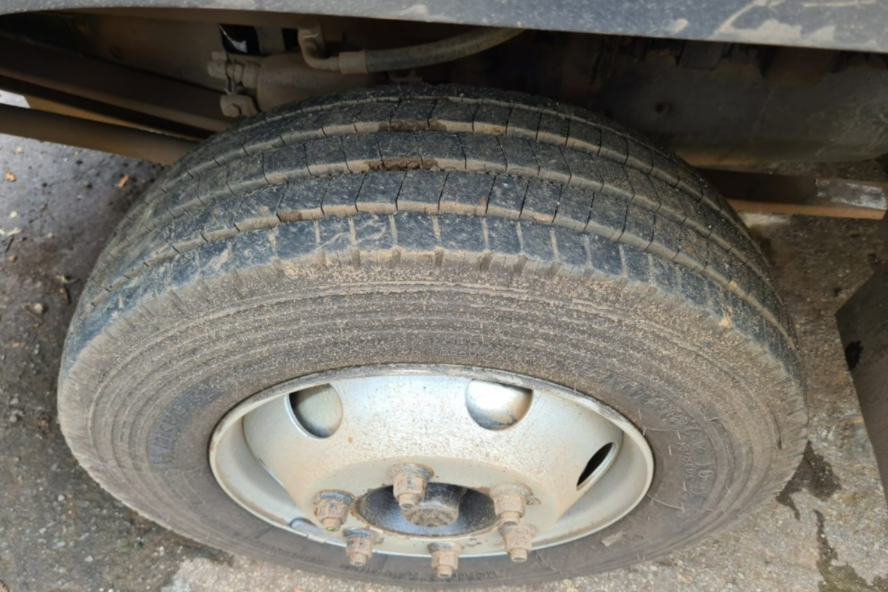 Volkswagen 8 160 - 12/12 5