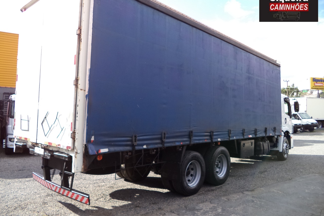 Volkswagen 24-250 E Constellation 3-Eixos - 10/10 4