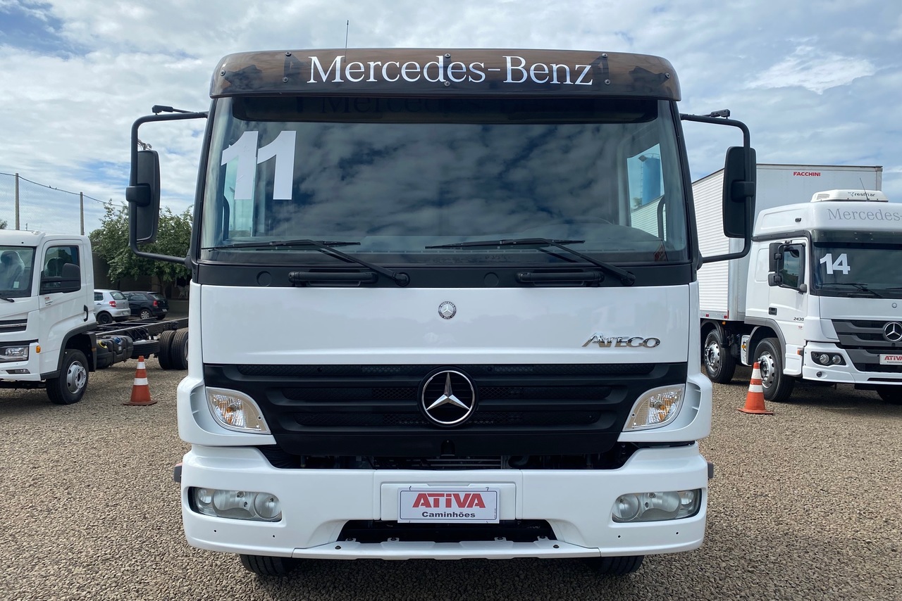 Mercedes Benz Atego 2425 - 10/11 2