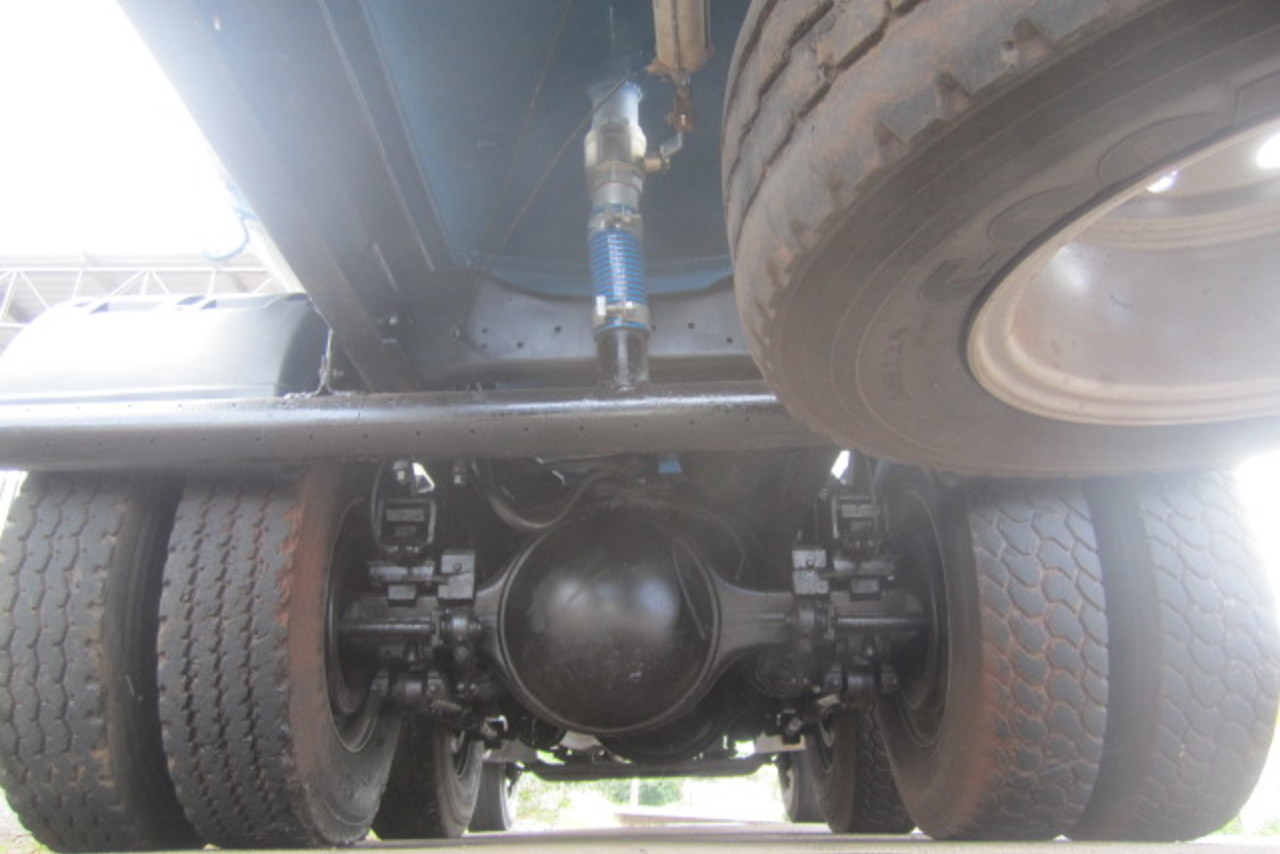 Volkswagen 31 260 - 09/09 8