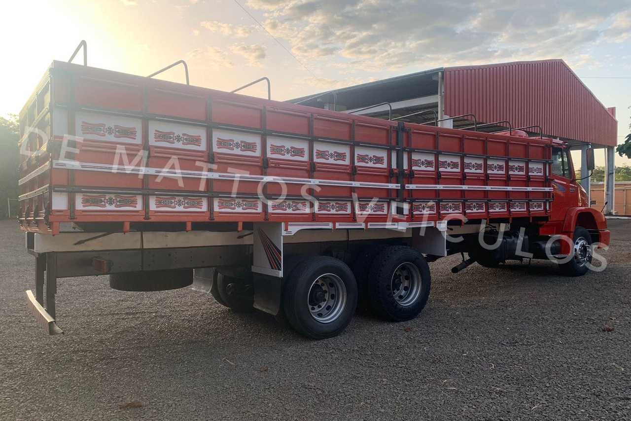 Mercedes Benz MB 1620 - 04/04 4