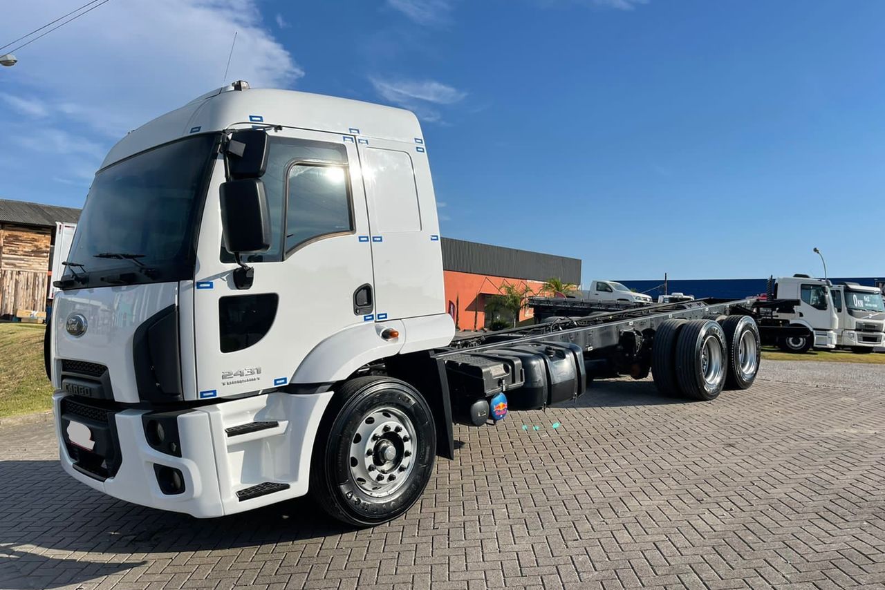 Ford Cargo 2431 - 19/19 2