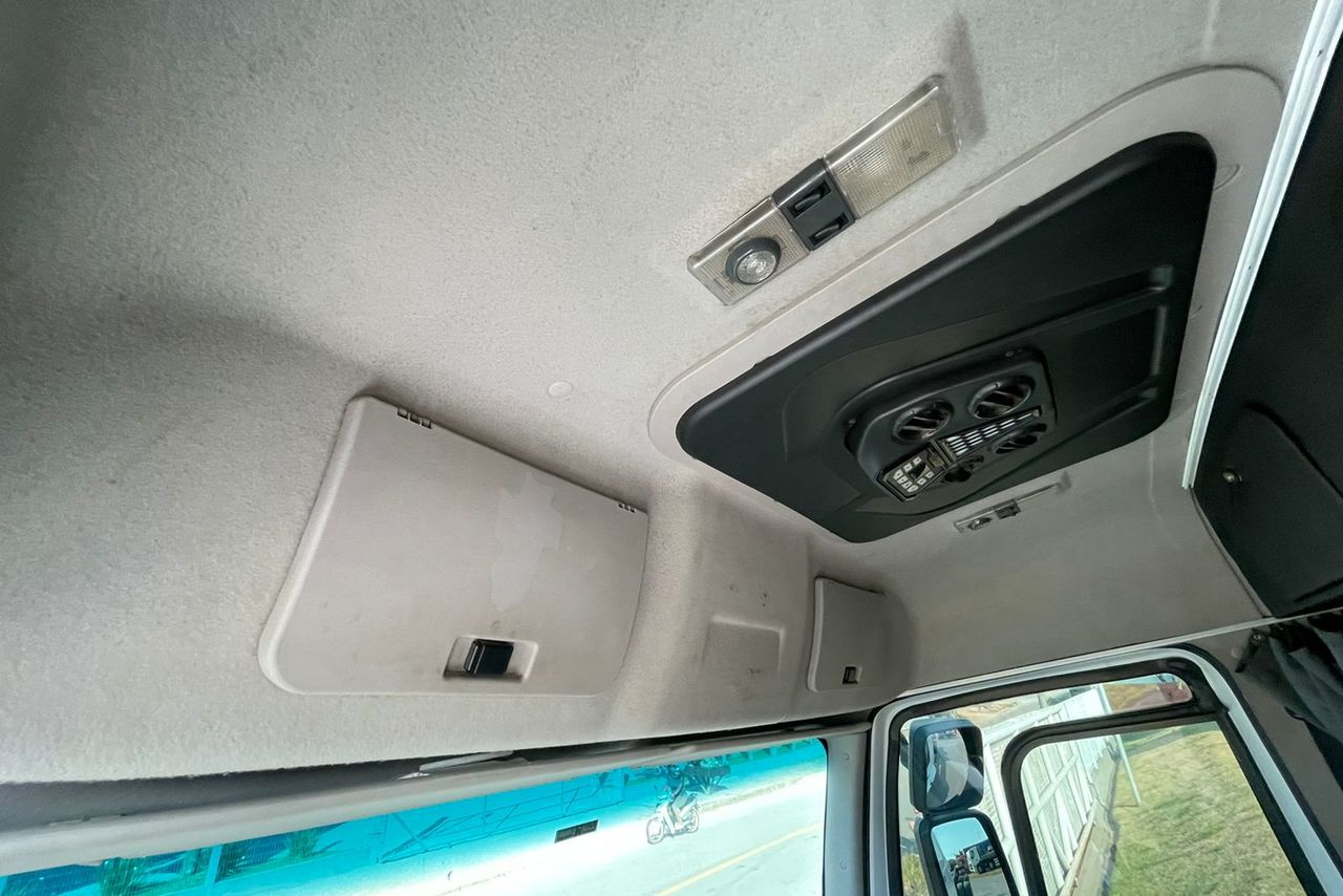 Ford Cargo 2431 - 19/19 8