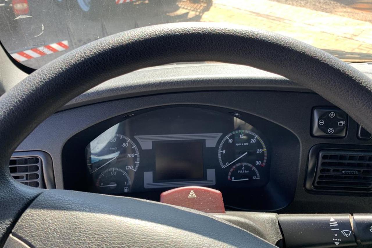 Mercedes Benz Accelo 1016 - 19/20 9