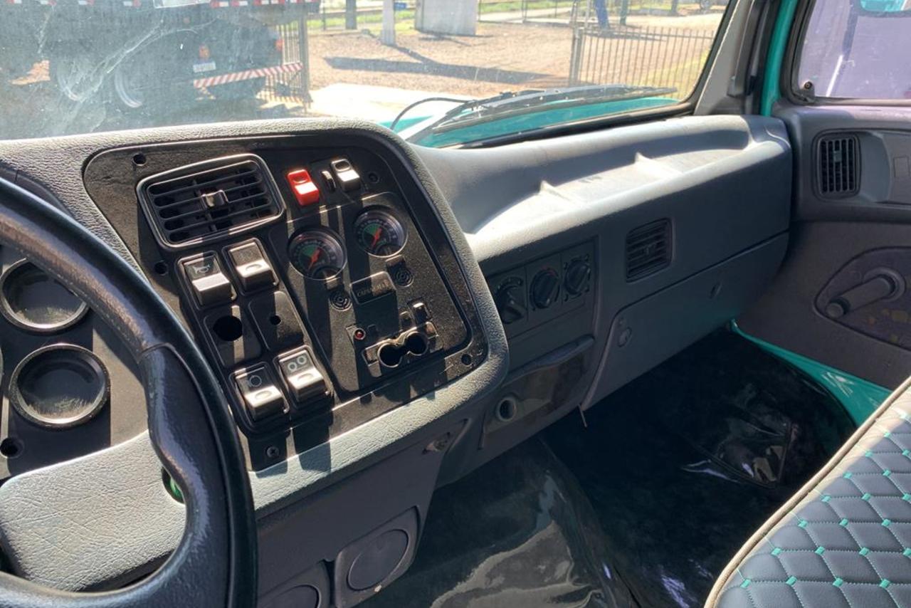 Mercedes Benz MB 1620 - 03/03 10