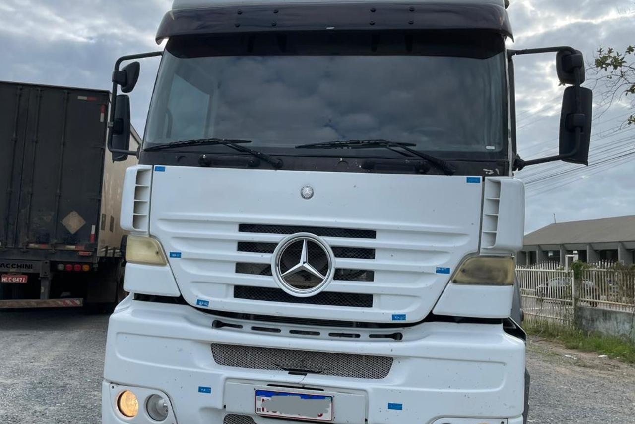 Mercedes Benz MB 1944 - 04/04 4