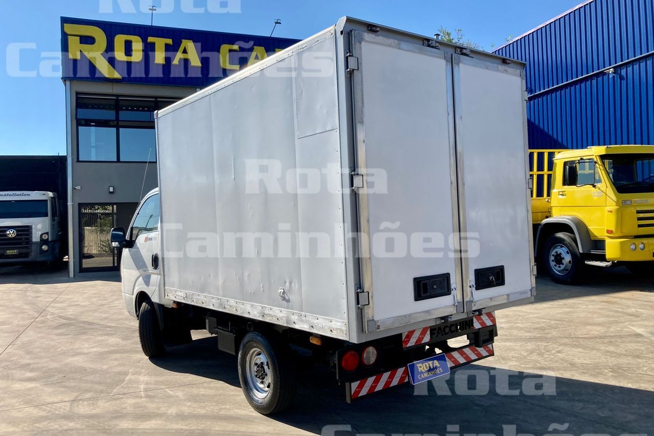 KIA Bongo K-2500 - 09/09 6
