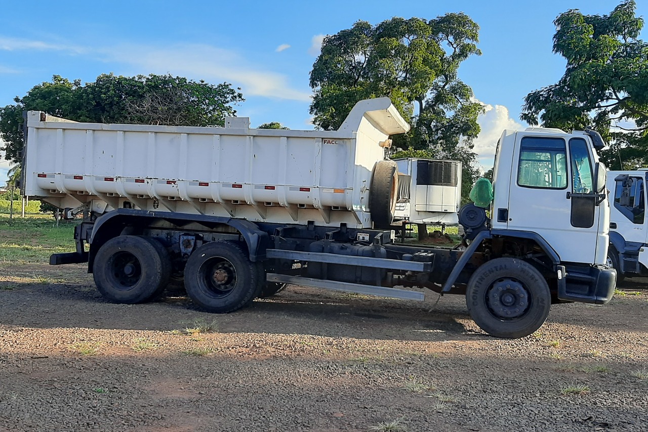 Ford Cargo2428 - 08/08 5
