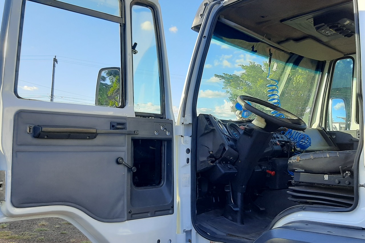 Ford Cargo2428 - 08/08 9