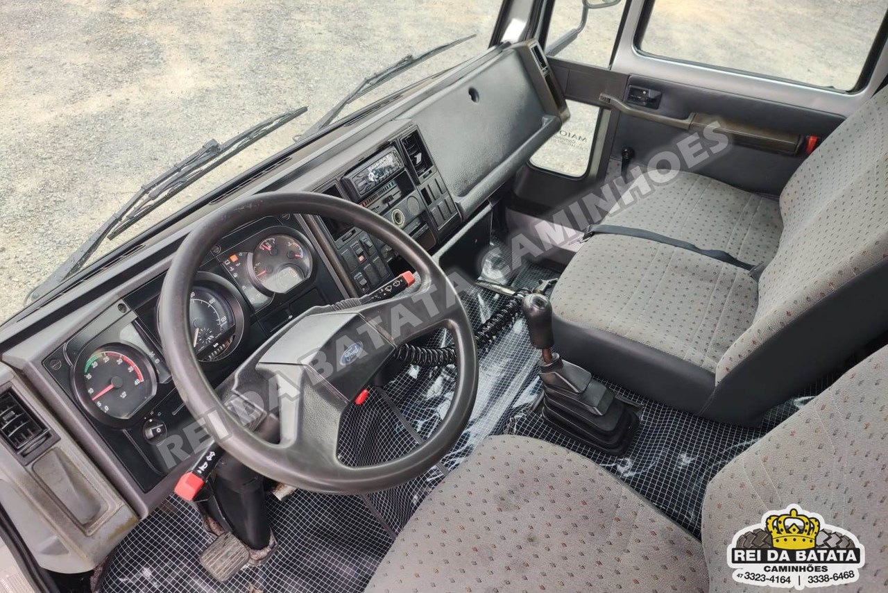Ford Cargo815 - 05/05 11