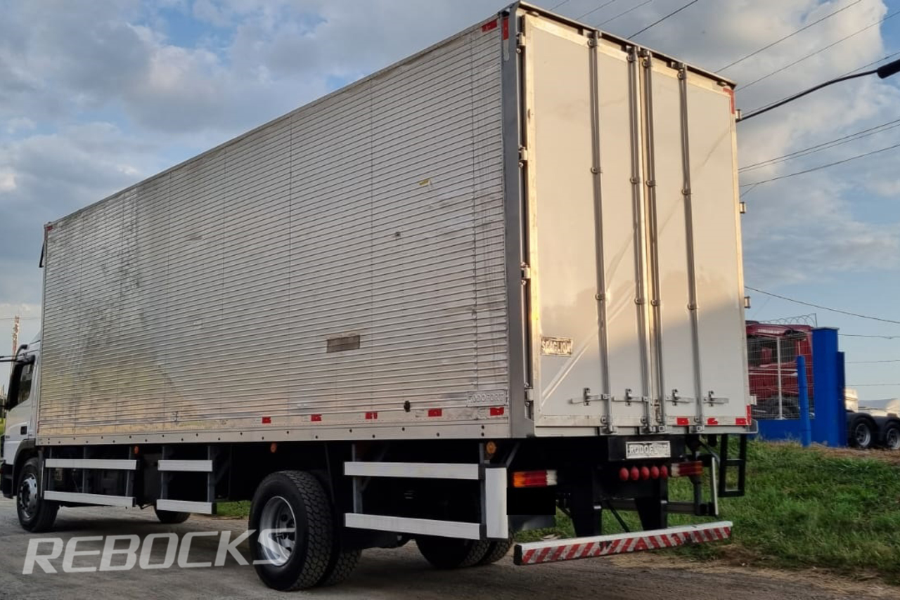 Mercedes Benz MB 1518 - 15/15 5
