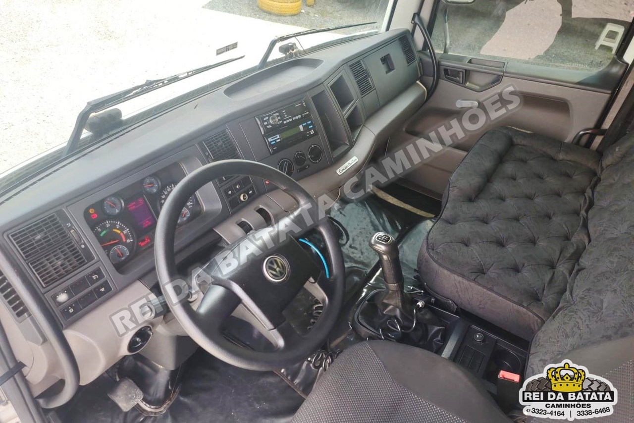 Volkswagen 24-280 E Constellation 6x2 - 13/13 10