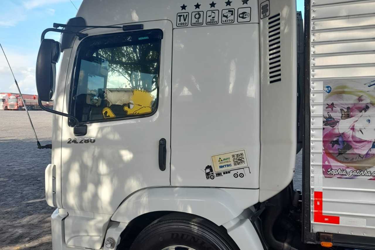 Volkswagen 24-280 E Constellation 6x2 - 14/14 3