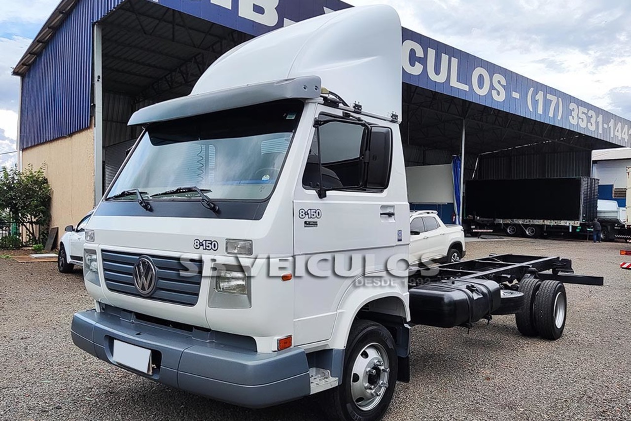 Volkswagen 8 150 - 04/04 3